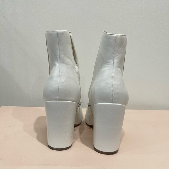 Madden Girl  Ankle Boots size 8 in white - Picture 5 of 9